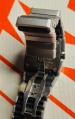 Nike Vintage Watch – Lightweight Polycarbon Design - Image 2